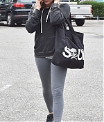 1460084564863_chloe_moretz_arriving_to_and_leaving_the_gym_13.jpg