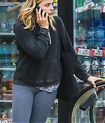 1460089525638_chloe_moretz_arriving_to_and_leaving_the_gym_17.jpg