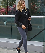 1460089613790_chloe_moretz_arriving_to_and_leaving_the_gym_21.jpg