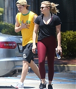 Chloe_Grace_Moretz_and_Brooklyn_Beckham_are_spotted_out_in_Los_Angeles_22.jpg