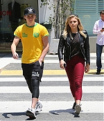 Chloe_Grace_Moretz_spotted_holding_hands_while_out_in_Beverly_Hills_-_June_30-2016_046.jpg