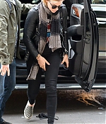 1459321060530_chloe_moretz_out_and_about_in_downtown_manhattan_9.jpg