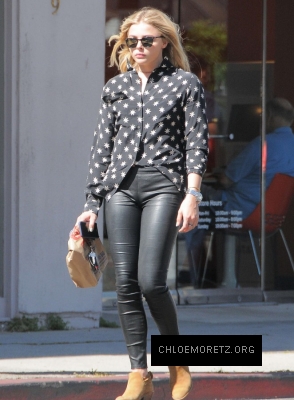 Chloe-Moretz-in-Leather--20-662x898.jpg