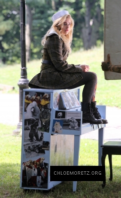 Chloe_Grace_Moretz_poses_during_a_photoshoot_in_New_York_City_s_Central_Park_-_July_28-2016_013.jpg