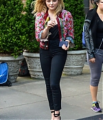 Chloe-Moretz-in-Black-Jeans-Leaving-her-hotel--02-662x995.jpg