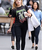 Chloe-Moretz--Out-and-about-in-Manhattan--10-662x993.jpg